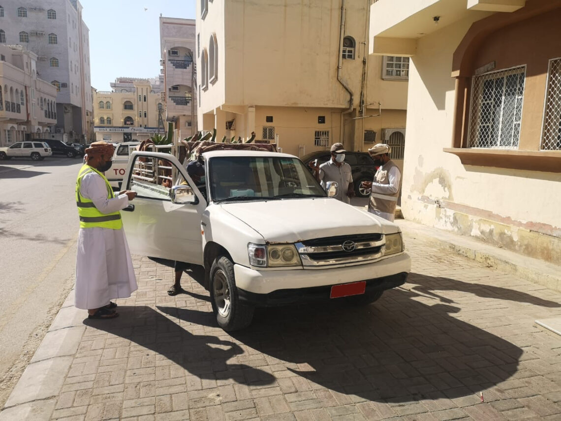 ضبط أكثر من 60 وافدا مخالفا لقانون النقل البري