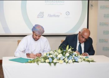 “العمانية للنطاق العريض” توقع عددا من الاتفاقيات ومذكرات التفاهم للتوسع في الاستثمار في قطاع الاتصالات وتقنية المعلومات