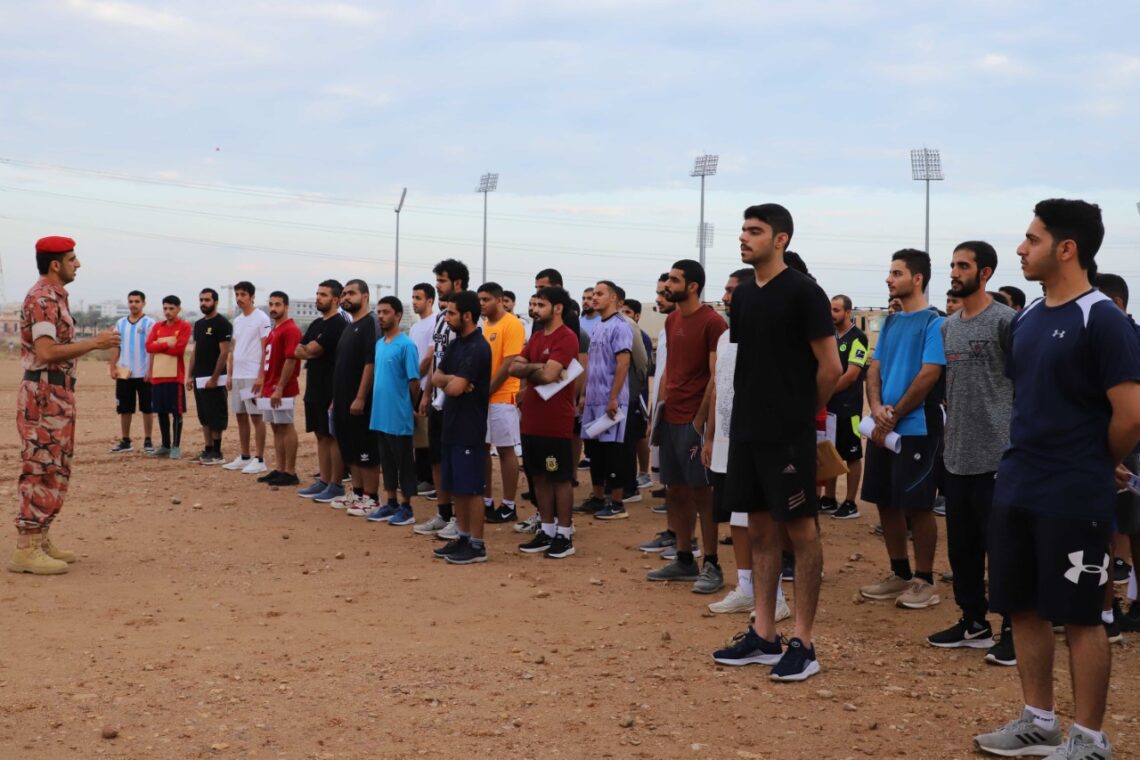 بدء تنفيذ الإجراءات الأولية لتجنيد عدد من المواطنين بقوات السلطان المسلحة