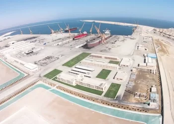 إقبال جيد من المستثمرين على فرصتين في مجال الهيدروجين الأخضر بالدقم