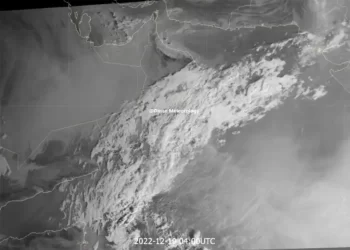 تدفق غطاء سحابي على هذه المحافظات.. “الأرصاد العمانية” تكشف آخر أخبار الطقس