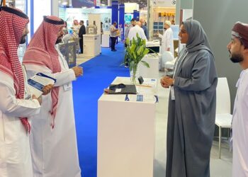 سلطنة عمات تشارك في معرض الخمسة الكبار.. ما أهميته؟