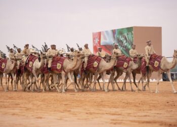 تنفيذا للتوجيهات السامية.. الهجانة السلطانية تنظم معرض “تاريخ الإبل العمانية” بالسعودية