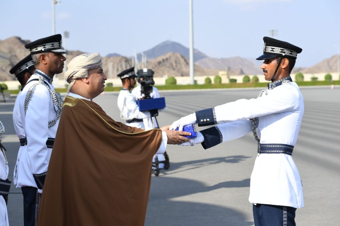 تخريج دفعة جديدة من أفراد شرطة عُمان السلطانية