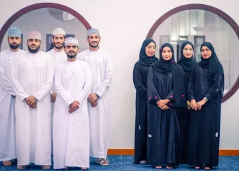 طلبة جامعة السلطان قابوس يحصدون المركز الثالث عالميا في مسابقة دولية