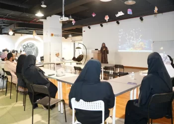 “العمانية لحقوق الإنسان” تنظم محاضرة توعوية لموظفي القرية الهندسية