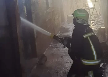 نشوب حريق في سكن عمال بصلالة