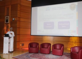 “العمانية للرياضيات” توصي بوضع استراتيجية وطنية لتطبيق التعليم بطريقة “ستيم”