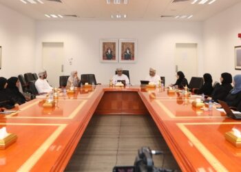 لجنة فنية تناقش تحسين أداء سلطنة عُمان في مؤشر الابتكار العالمي