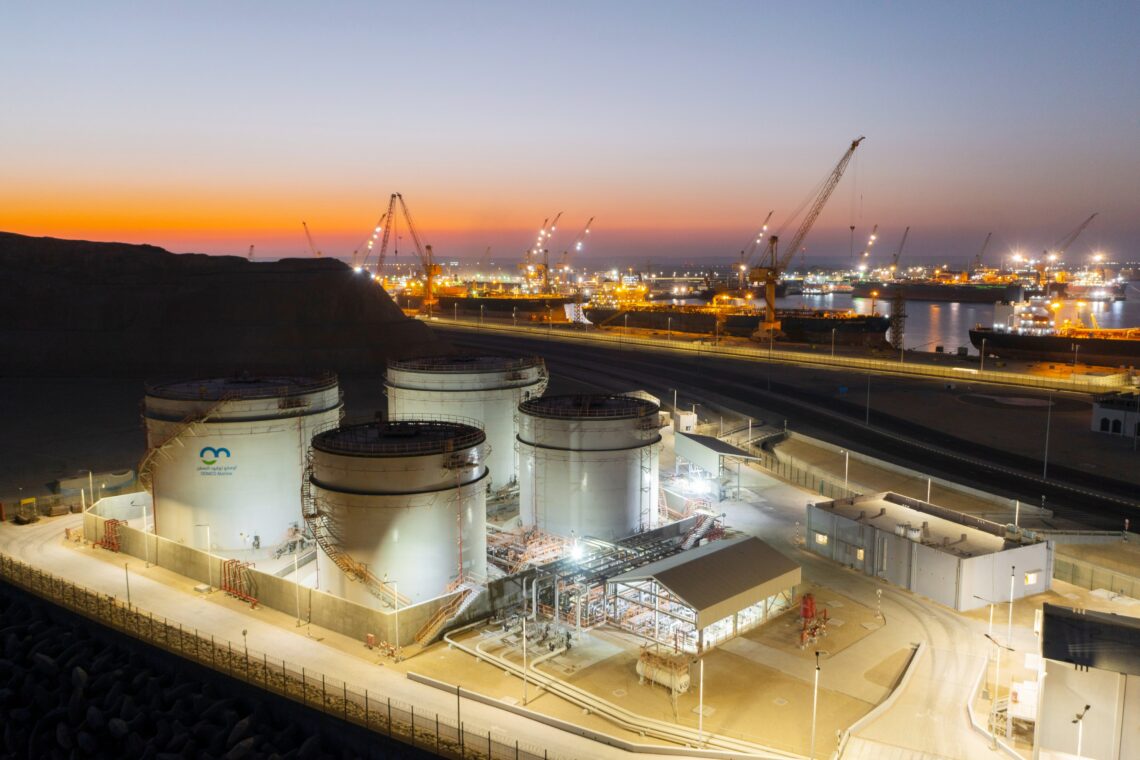 بتكلفة 11 مليون ريال.. تدشين محطة تزويد السفن بالوقود البحري في الدقم