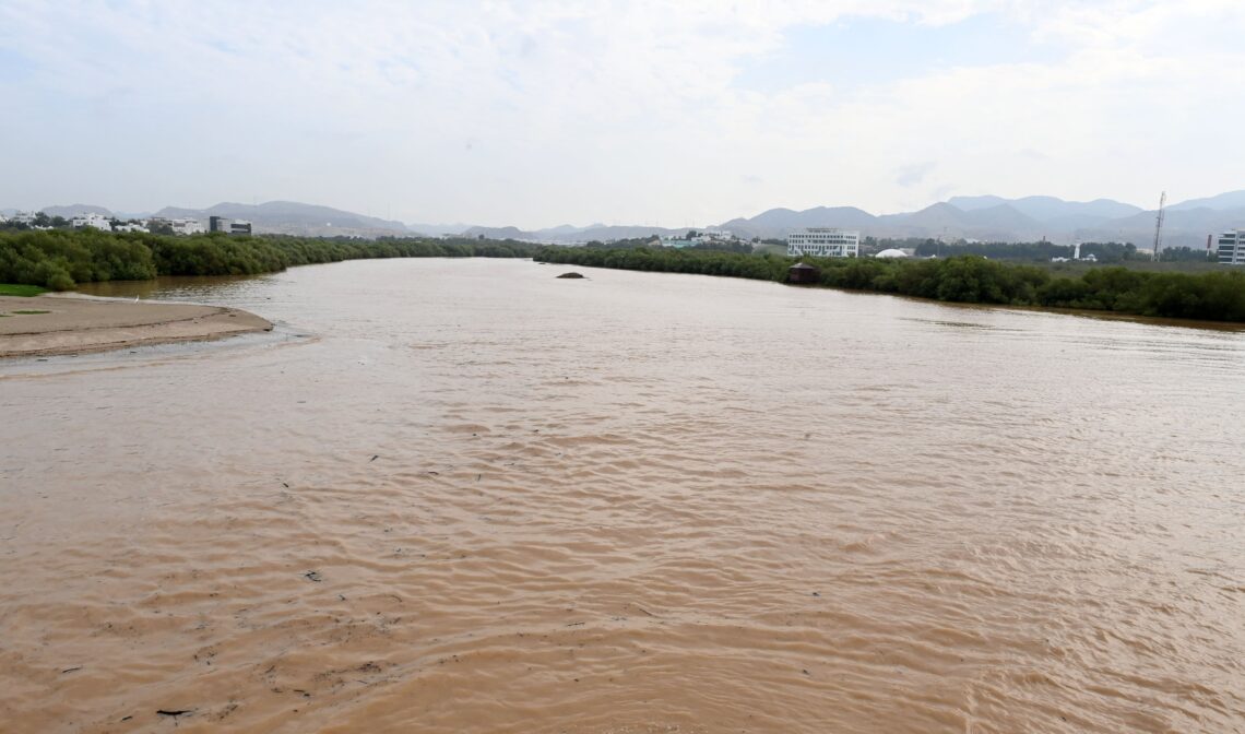 “مطرح” تسجل أعلى كمية أمطار منذ الأمس