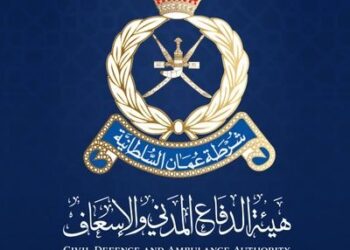 إنقاذ عائلة إثر احتجاز مركبتهم بمجرى وادٍ في خصب