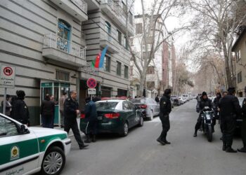 سلطنة عُمان تستنكر الهجوم على سفارة أذربيجان في طهران