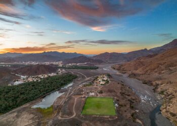 بنك مسقط يدعو الفرق الأهلية الرياضية للاستفادة من برنامج “الملاعب الخضراء” لعام 2023