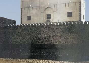 طرح مناقصة إعادة بناء حصن السيب