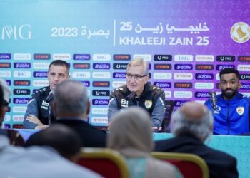 مُنتخبنا الوطني يواجه العراق في افتتاح خليجي 25 غدا