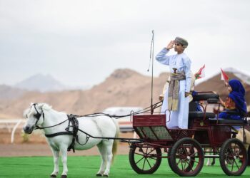 تحت رعاية السيد ذي يزن.. انطلاق سباق الخيل السنوي للخيالة السلطانية