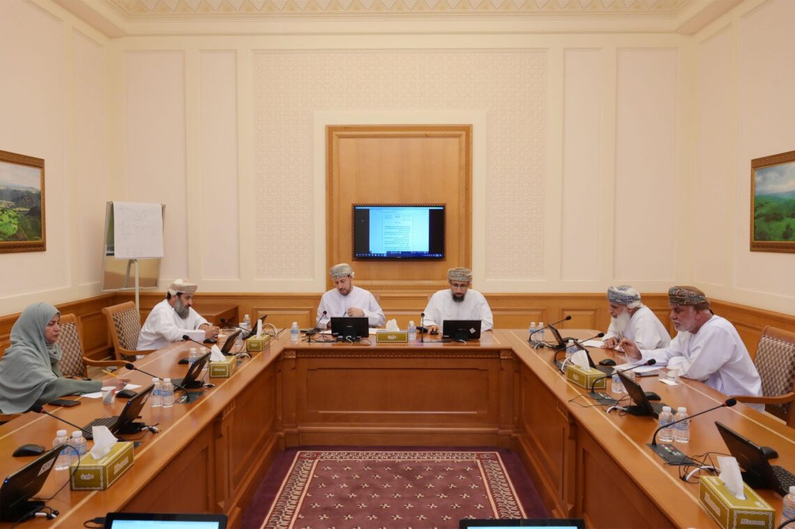 “تعليم الشورى” تستعرض رد “الوزراء” حول “المسارات المهنية لخريجات الأزياء”