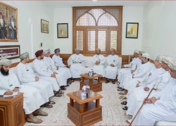 الاستثمارات تجاوزت 470 مليون ريال.. محافظ الداخلية يطلع على مشاريع “نزوى الصناعية”