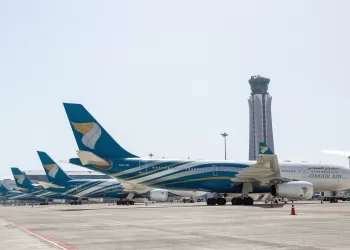 نمو عدد الرحلات الدولية القادمة والمغادرة عبر المطارات العمانية بنسبة 134.5%