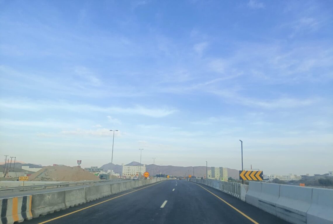 فتح تحويلة مرورية على ‎طريق “الرسيل بدبد” باتجاه مسقط