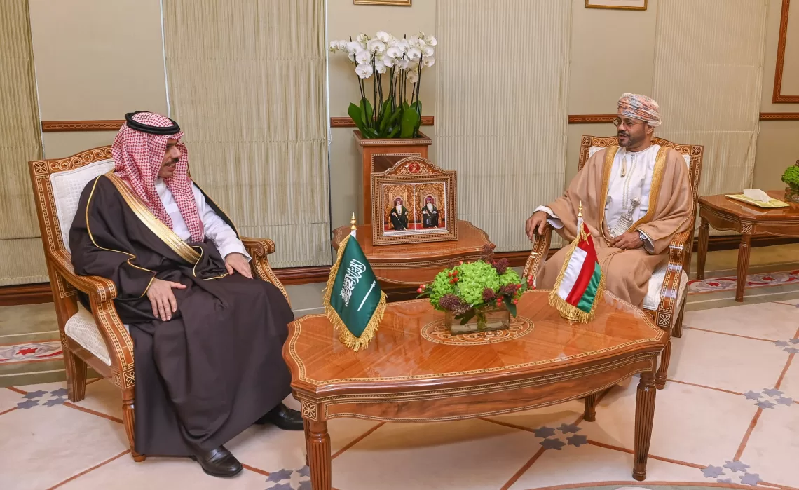 عقد اجتماع تشاوري عماني سعودي في مسقط
