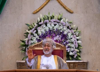 بالصور.. جلالة السلطان يترأس اجتماع مجلس الوزراء