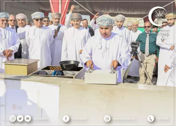 بتكلفة 18.2 مليون ريال.. وضع حجر أساس المختبر المركزي للصحة العامة بالسيب