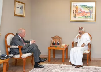 السيد وزير الخارجية يستقبل مسؤولا من المملكة المتحدة