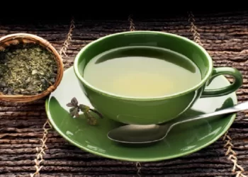 الشاي الأخضر مفيد ضد الفيروسات التاجية.. كيف ذلك؟