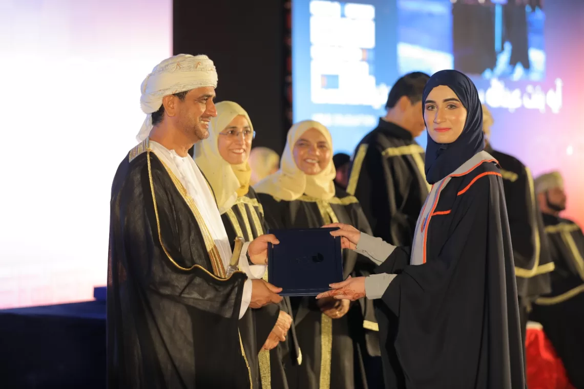 جامعة التقنية والعلوم التطبيقية بإبراء تحتفل بتخريج دفعة جديدة