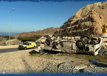 وفاة 4 أشخاص في حادث تدهور حافلة بمسقط