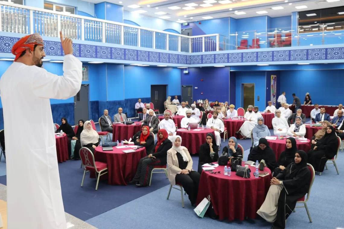 تعليمية مسقط تنظم ملتقى القيادة للإشراف الإداري والمدارس الخاصة