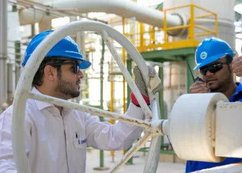 الصناعات التحويلية تشكل 48.3% من إجمالي الناتج الصناعي