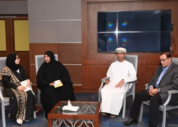 جلسة حوارية عن واقع النقد الأدبي في عُمان مقارنة بالوطن العربي