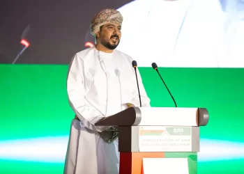 سلطنة عمان والسعودية توقعان اتفاقيات ومذكرات تفاهم استثمارية
