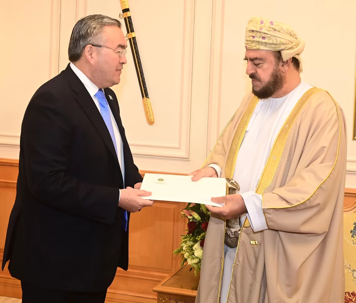 جلالة السلطان يتلقى رسالة خطية من رئيس كازاخستان