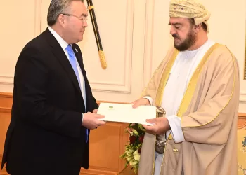 جلالة السلطان يتلقى رسالة خطية من رئيس كازاخستان