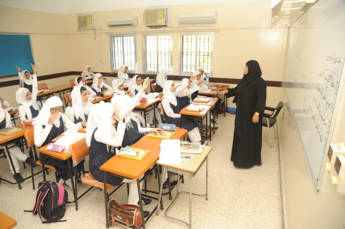 سلطنة عمان تحتفل بـ”يوم المعلم العماني”.. 24 فبراير
