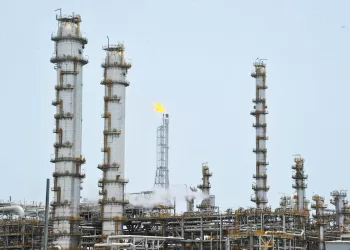 ارتفاع إجمالي منتجات المصافي بنسبة 4%