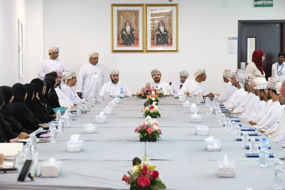 “اليوسف” يلتقي عددا من طلبة جامعتي “التقنية” و”الشرقية” في ابراء