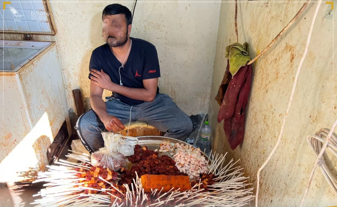 لهذا السبب.. مداهمة مقر لعمالة وافدة في مسقط