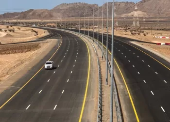 “النقل” تطرح مناقصة استكمال طريق الشرقية السريع (الكامل والوافي- صور )