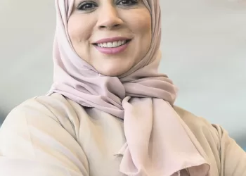 أقلام عمانية تتوج بمراكز متقدمة في الشارقة