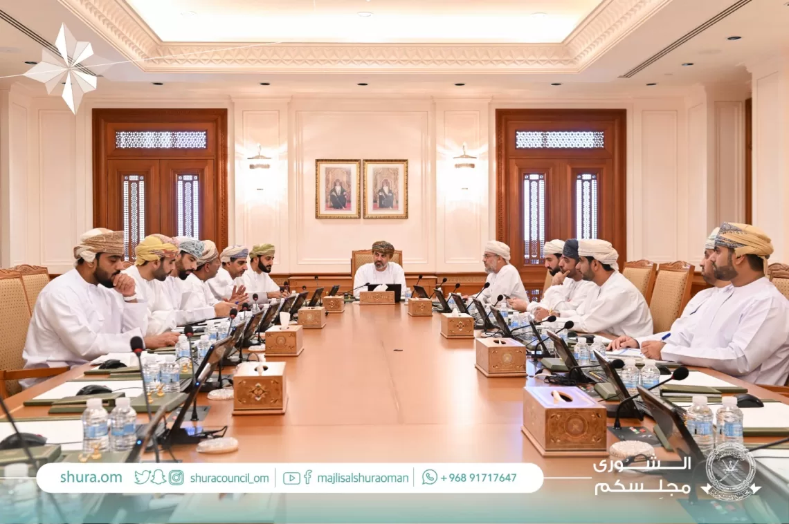 “مكتب الشورى” يطلع على رد مجلس الوزراء بشأن “ظاهرة التسرب من التعليم”