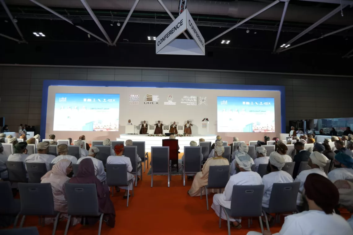 وزير “الإسكان”: طرح أول مدينة للاستثمار في مايو