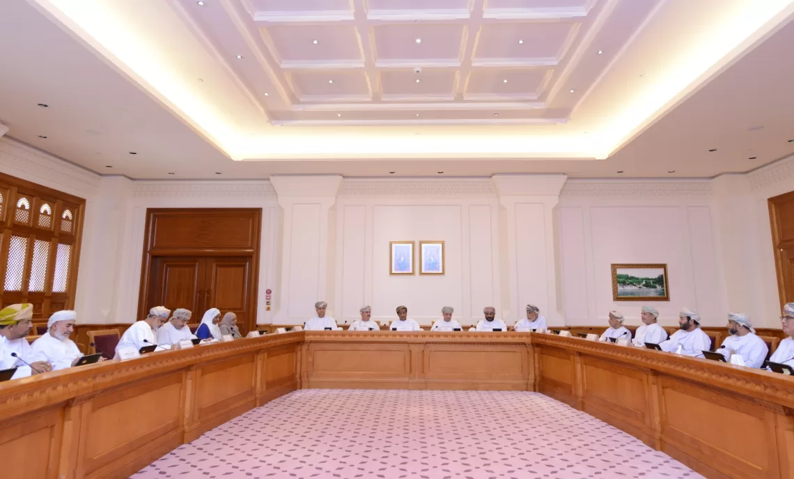 اجتماعية الدولة تطلع على مرئيات “الإعلام” بشأن تعزيز الهوية الوطنية العمانية