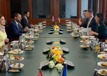 سلطنة عُمان وألمانيا تبحثان علاقات الصداقة القائمة والتعاون البنّاء