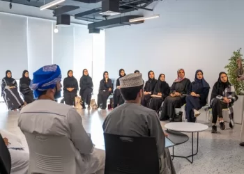 “مركز الشباب” يطلق عددا من البرامج لتنمية مهارات الكوادر الوطنية في 5 محافظات