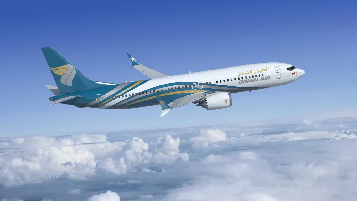 “الطيران العماني” يتسلم طائرة جديدة من طراز “بوينج 737 ماكس 8”